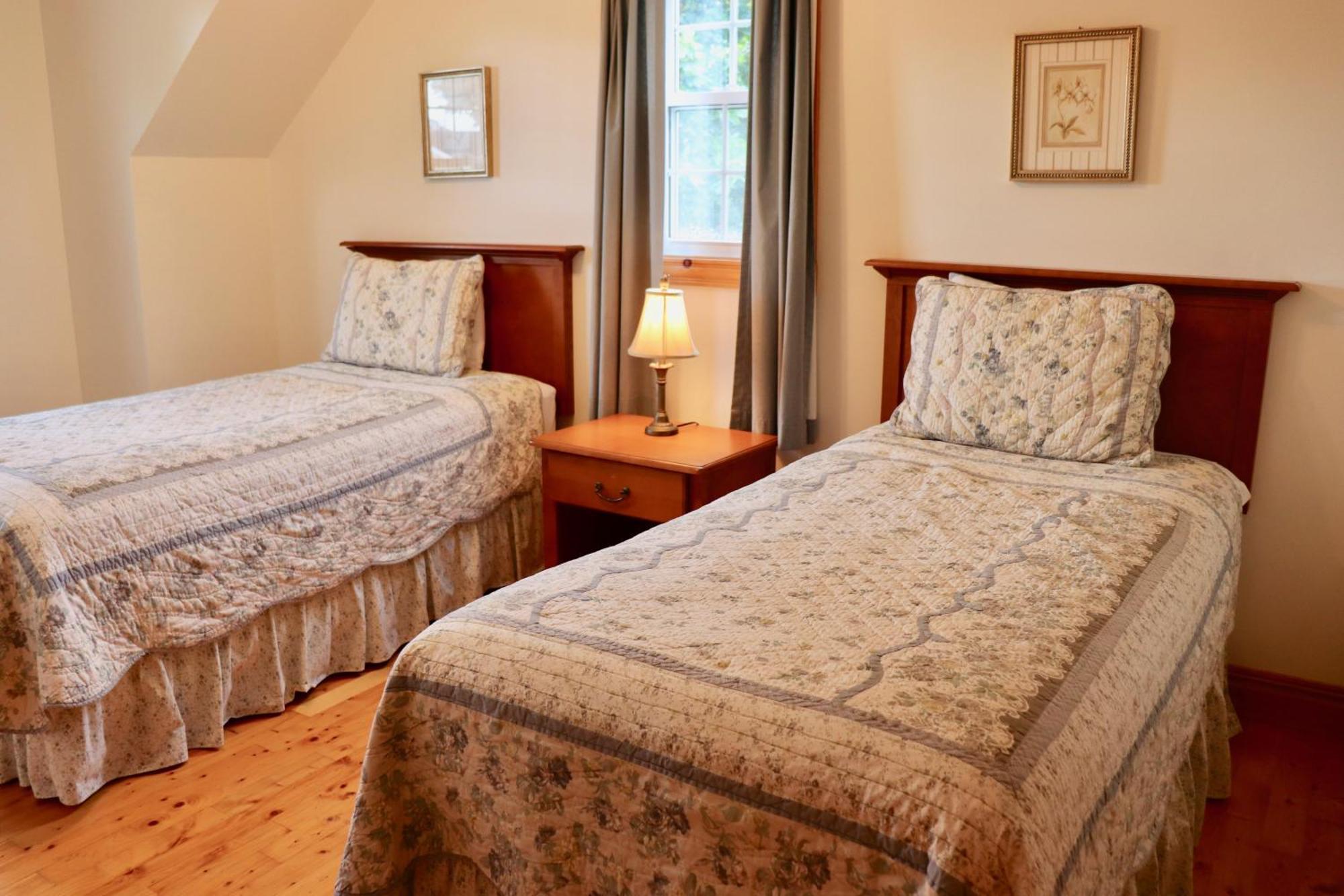 פרום Shining Waters - Ingleside Cottages מראה חיצוני תמונה